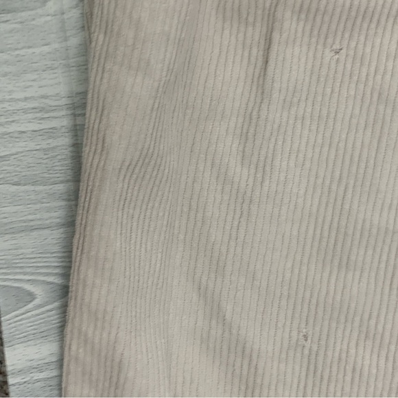 BDG Urban Outfitters Pleated Corduroy Pants - Picture 9 of 9